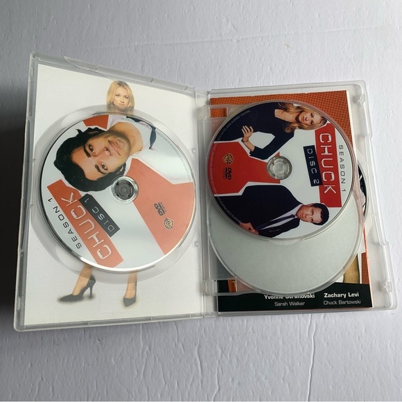 Chuck Seasons One and Two DVD series - Picture 3 of 15